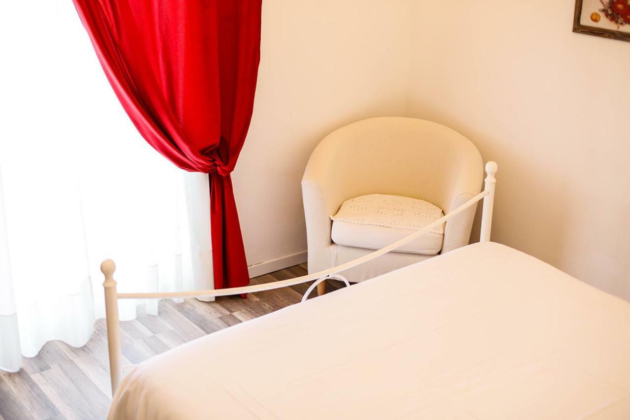 B&B Liola Patti Eksteriør billede